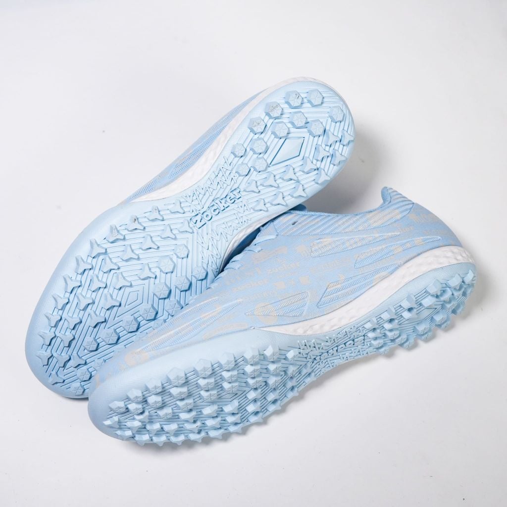 Giày đá bóng cỏ nhân tạo Zocker Winner Energy - Light Blue/White SNS-008-LB