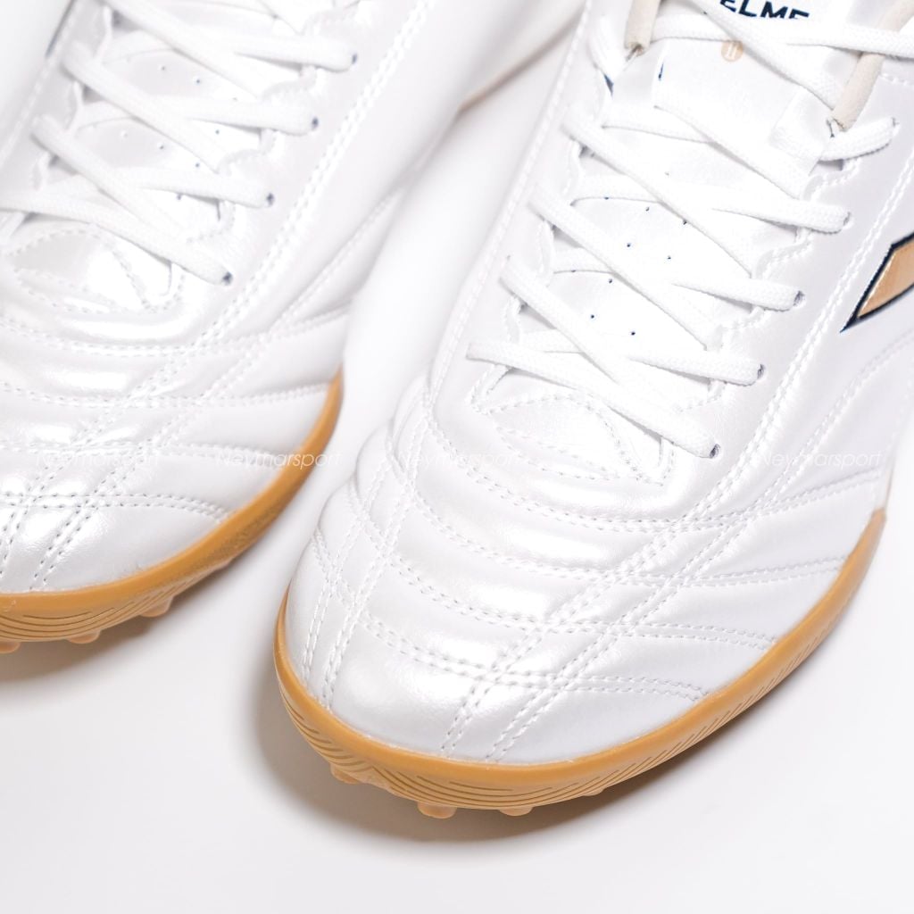 Giày đá bóng cỏ nhân tạo Kelme K-Fighting - White/Golden 8621ZX1474-123