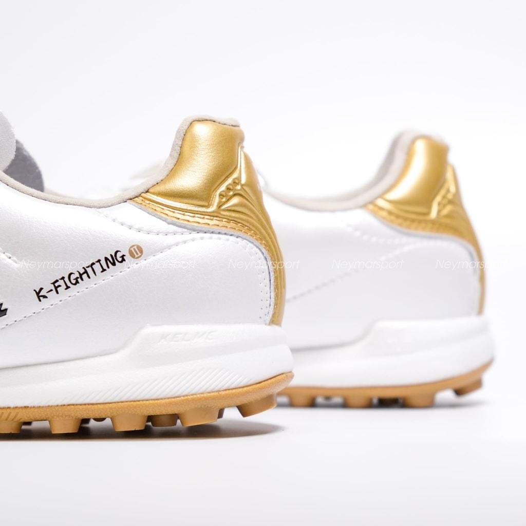 Giày đá bóng cỏ nhân tạo Kelme K-Fighting - White/Golden 8621ZX1474-123