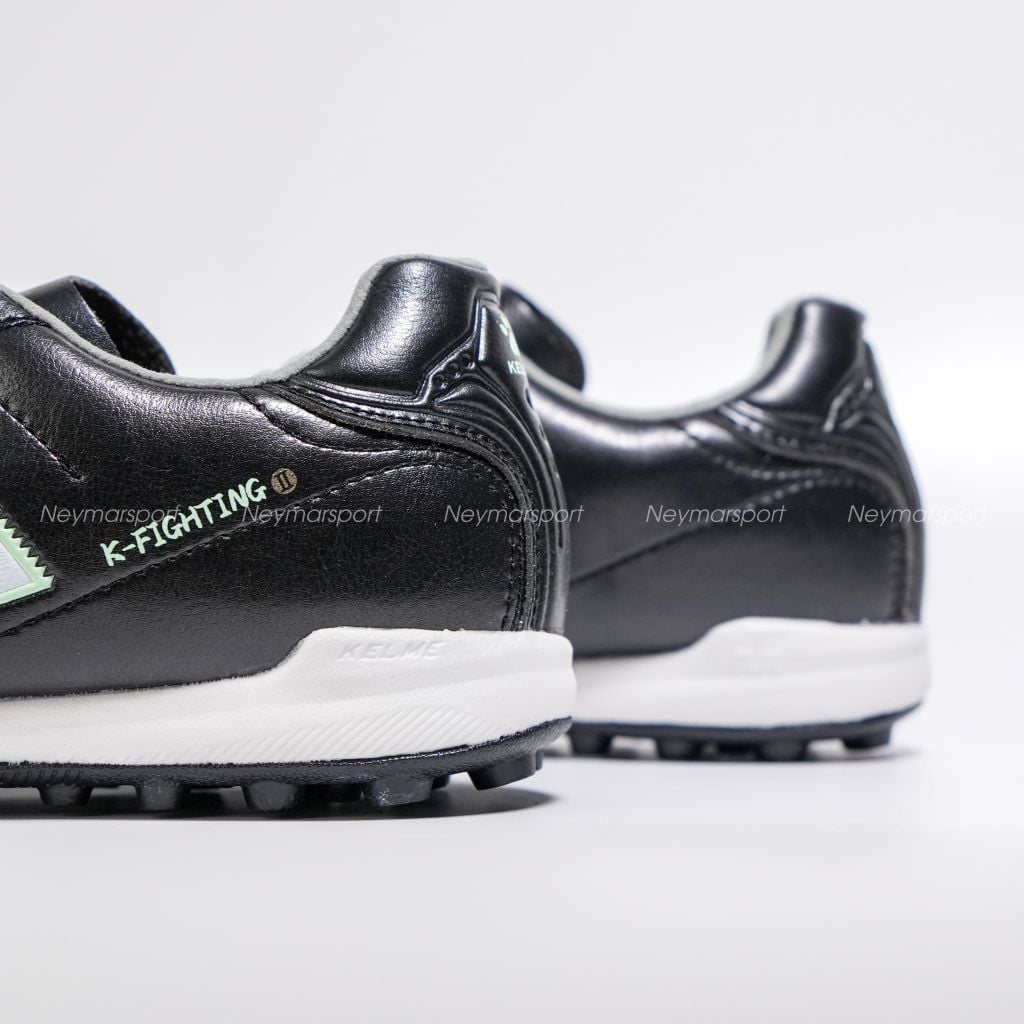Giày đá bóng cỏ nhân tạo Kelme K-Fighting - Black 8621ZX1474-000