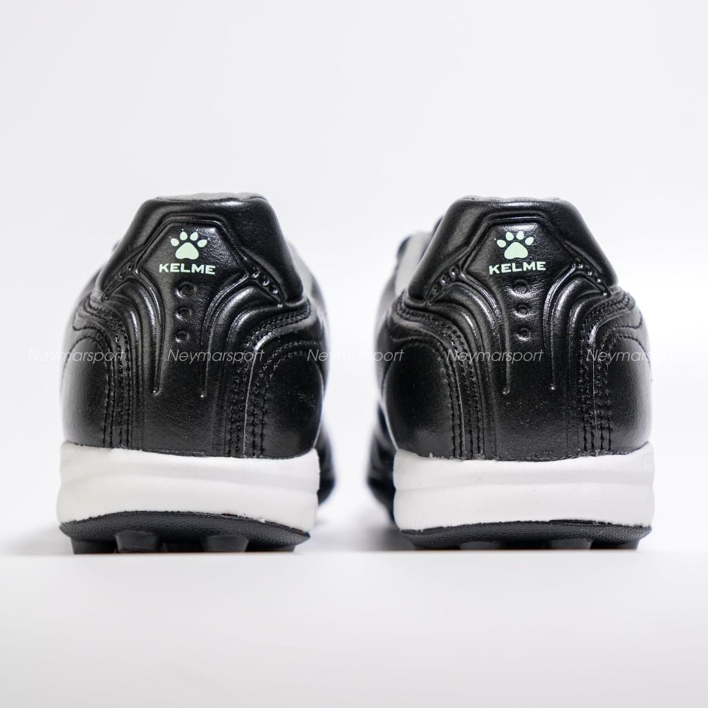 Giày đá bóng cỏ nhân tạo Kelme K-Fighting - Black 8621ZX1474-000