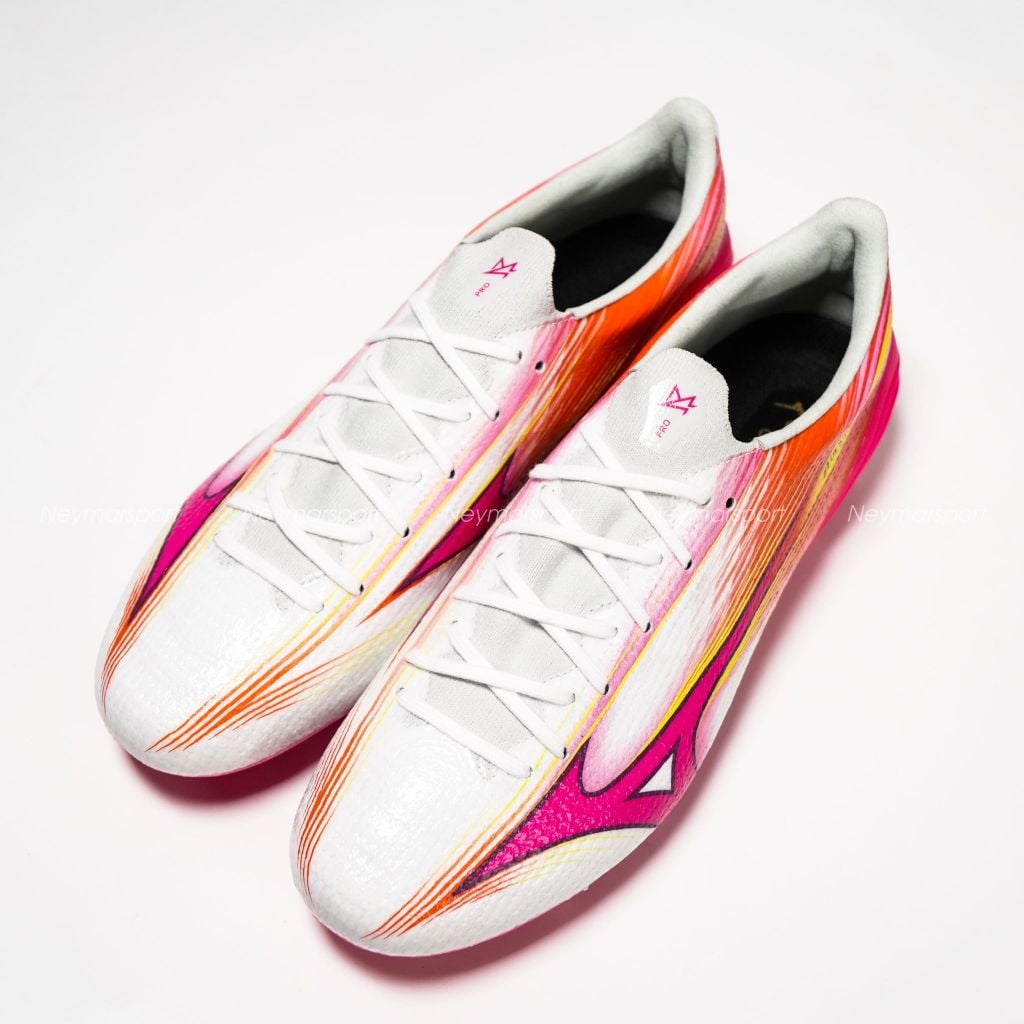 Giày đá bóng cỏ tự nhiên Mizuno Alpha III Pro FG Blazing Flair - White/Fuchsia Purple P1GA266464