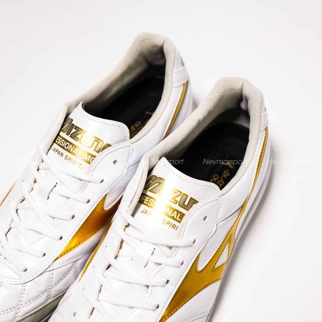 Giày đá bóng cỏ nhân tạo Mizuno Morelia Sala Made in Japan AS TF Bright Gold - White/Gold Q1GB260250