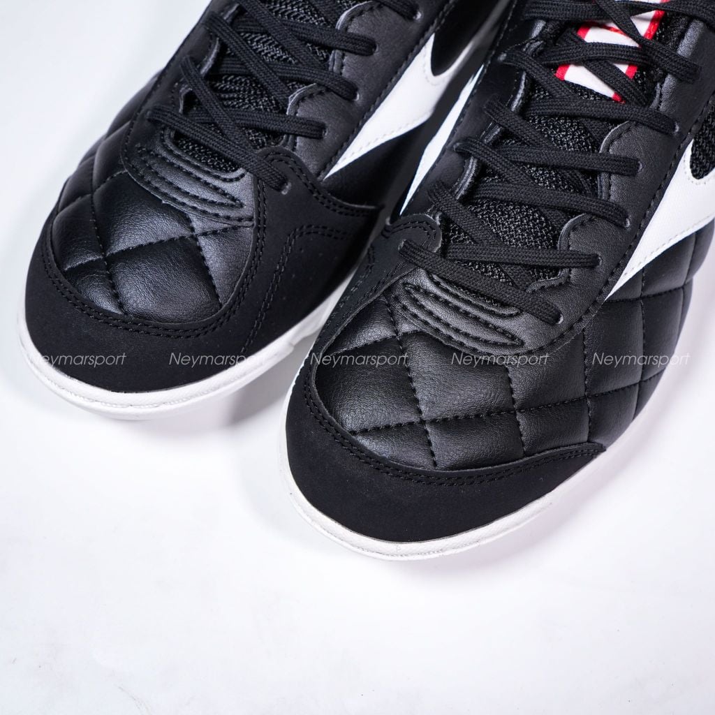 Giày đá bóng cỏ nhân tạo Mizuno Morelia Sala Club TF - Black/White Q1GB261631