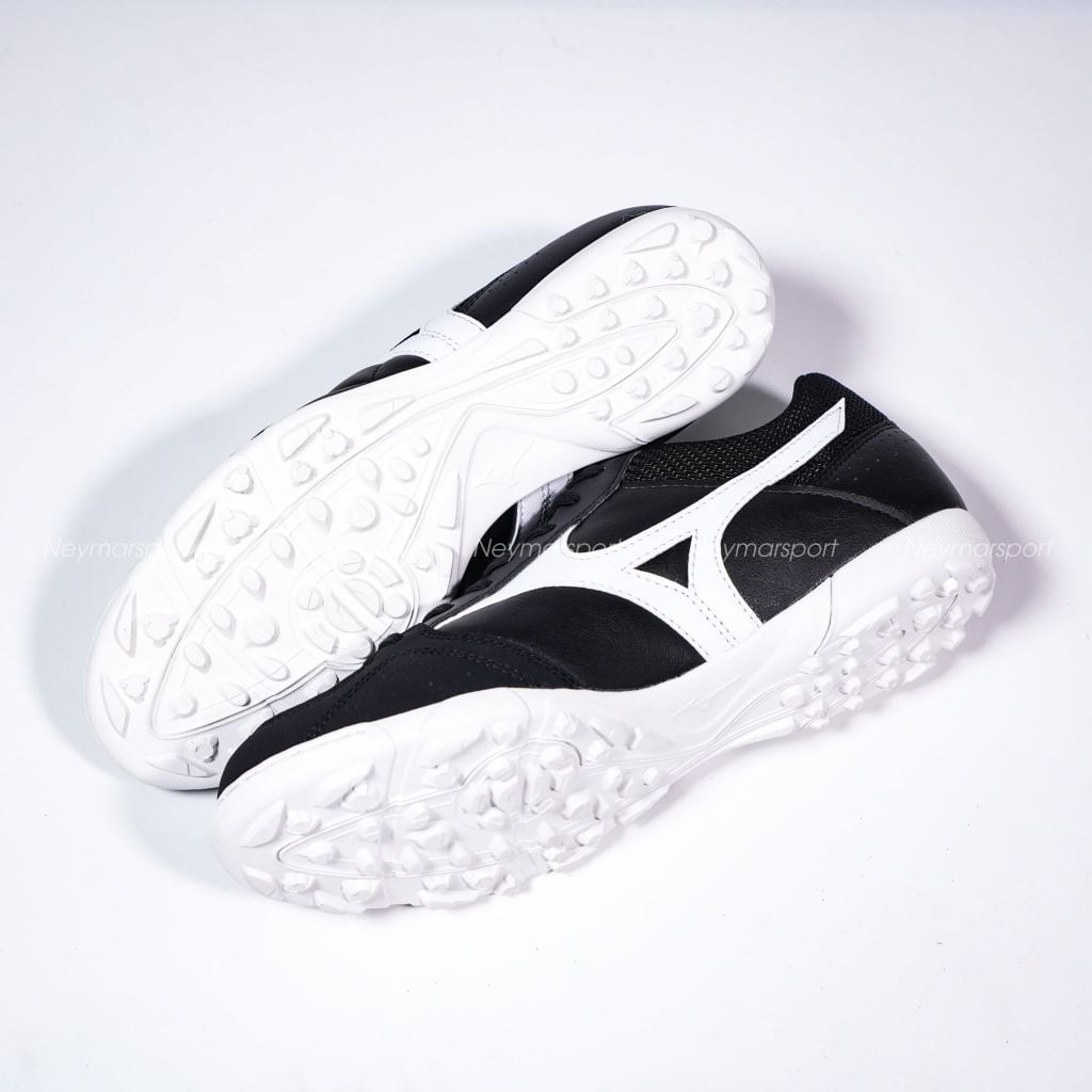 Giày đá bóng cỏ nhân tạo Mizuno Morelia Sala Club TF - Black/White Q1GB261631