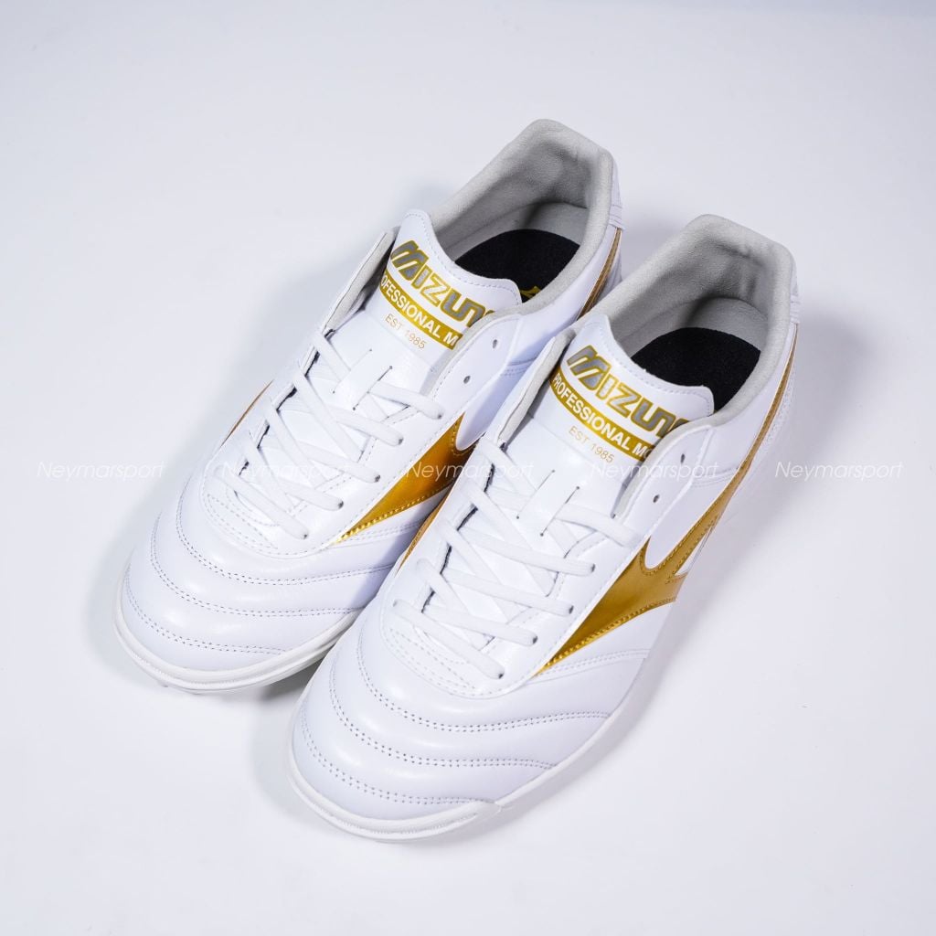 Giày đá bóng cỏ nhân tạo Mizuno Morelia II Pro AS TF - White/Gold P1GD260650
