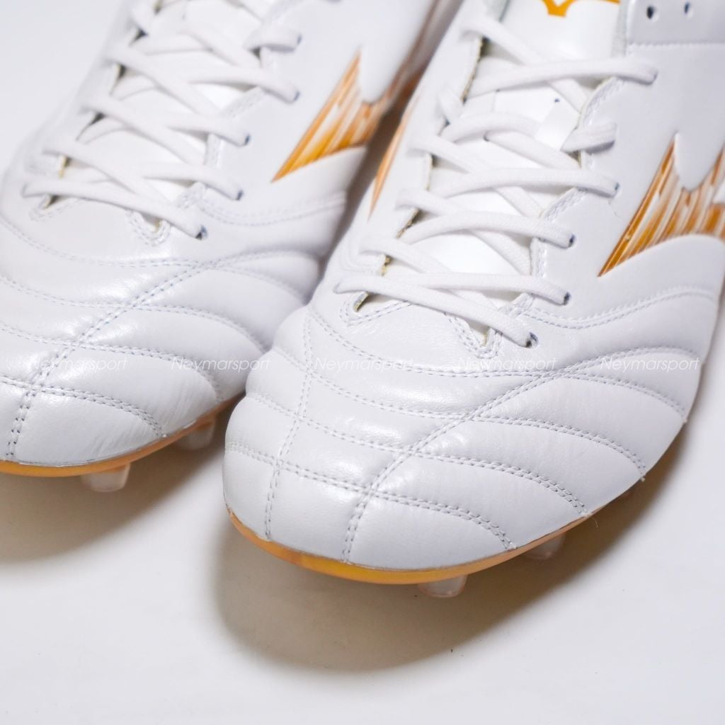Giày đá bóng cỏ tự nhiên Mizuno Monarcida Neo III ELITE FG - White/Gold P1GA262050