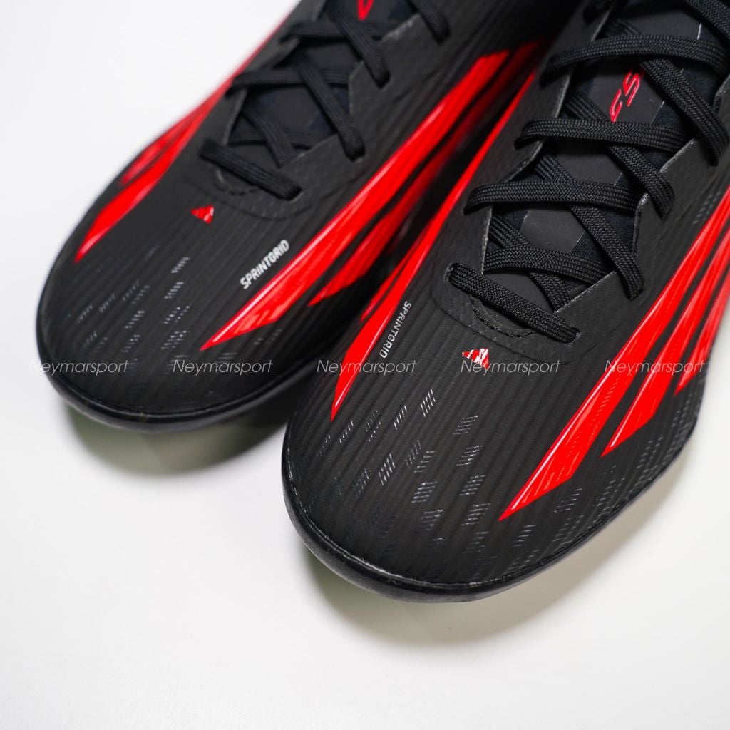 Giày đá bóng cỏ nhân tạo Adidas F50 League TF Black Pack - Black/Lucid Red JR8977