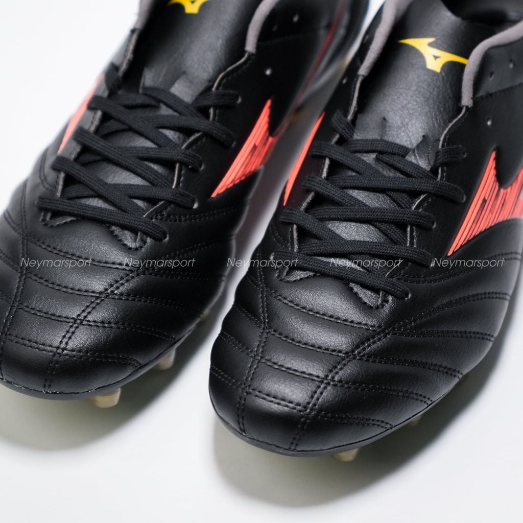 Giày đá bóng cỏ tự nhiên Mizuno Monarcida Neo III PRO FG Bright Black - Black/Red