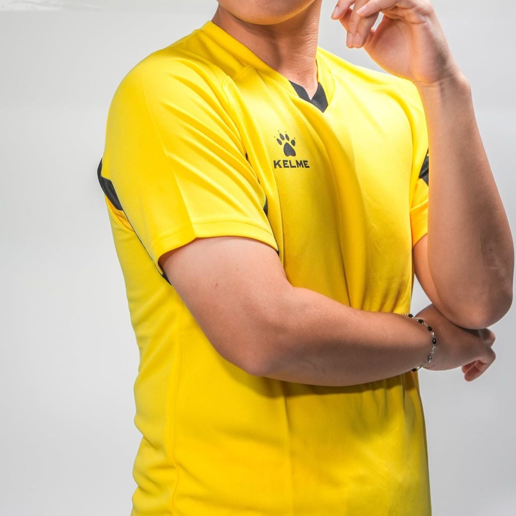 Bộ quần áo bóng đá chính hãng Kelme - Yellow/Black 7351ZB1129-712