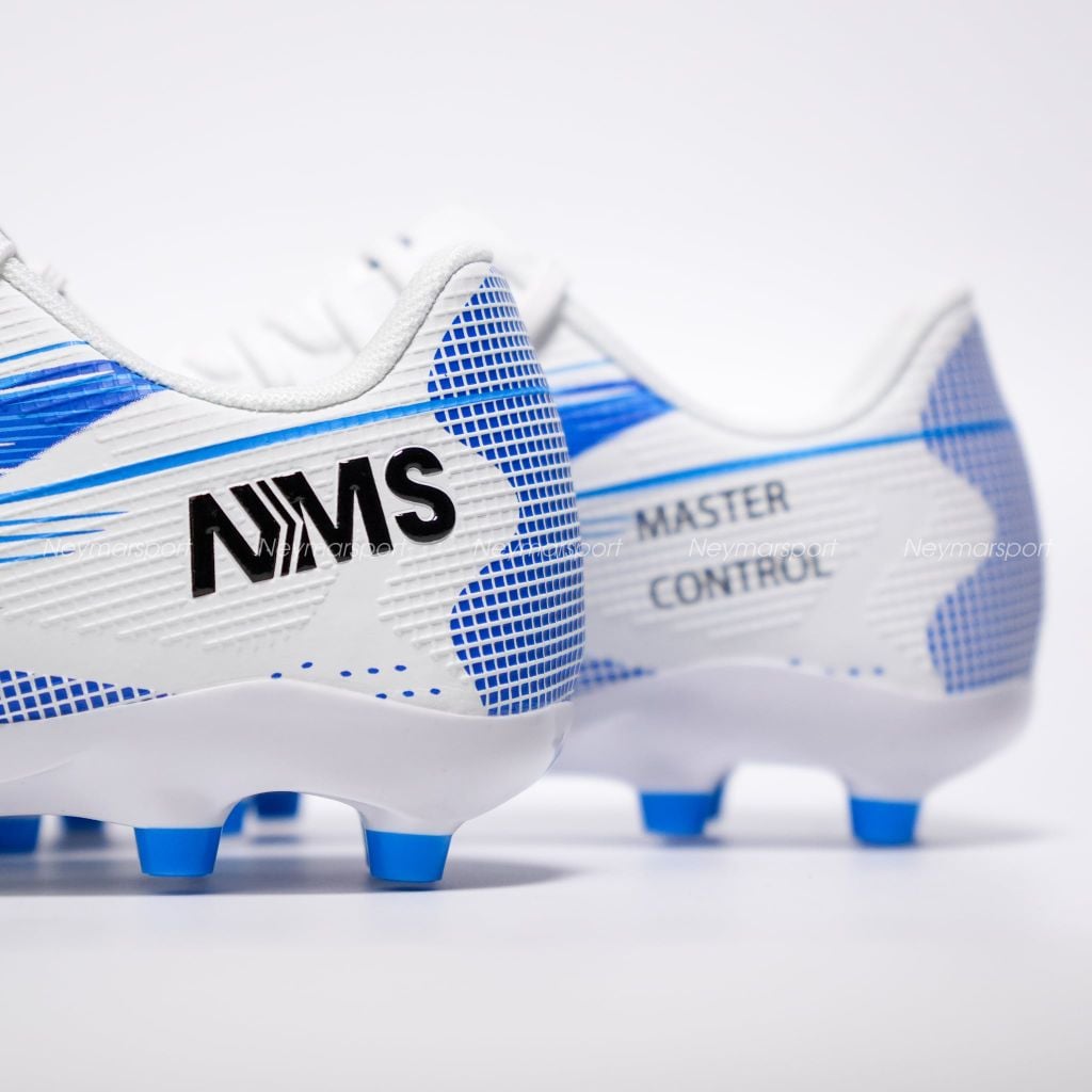 Giày đá bóng cỏ tự nhiên NMS Maestri 1.0 FG - White/Silver/Blue MAEFG1100