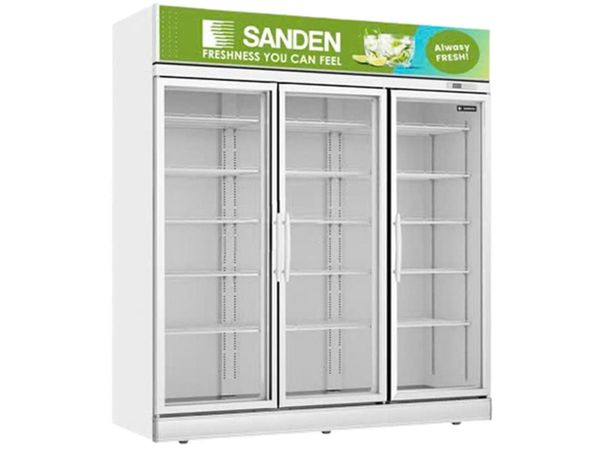 Tủ mát đứng Sanden 3 cánh dung tích 1650L inverter SPM-1800C có sấy kính. KT 1800x660x2050