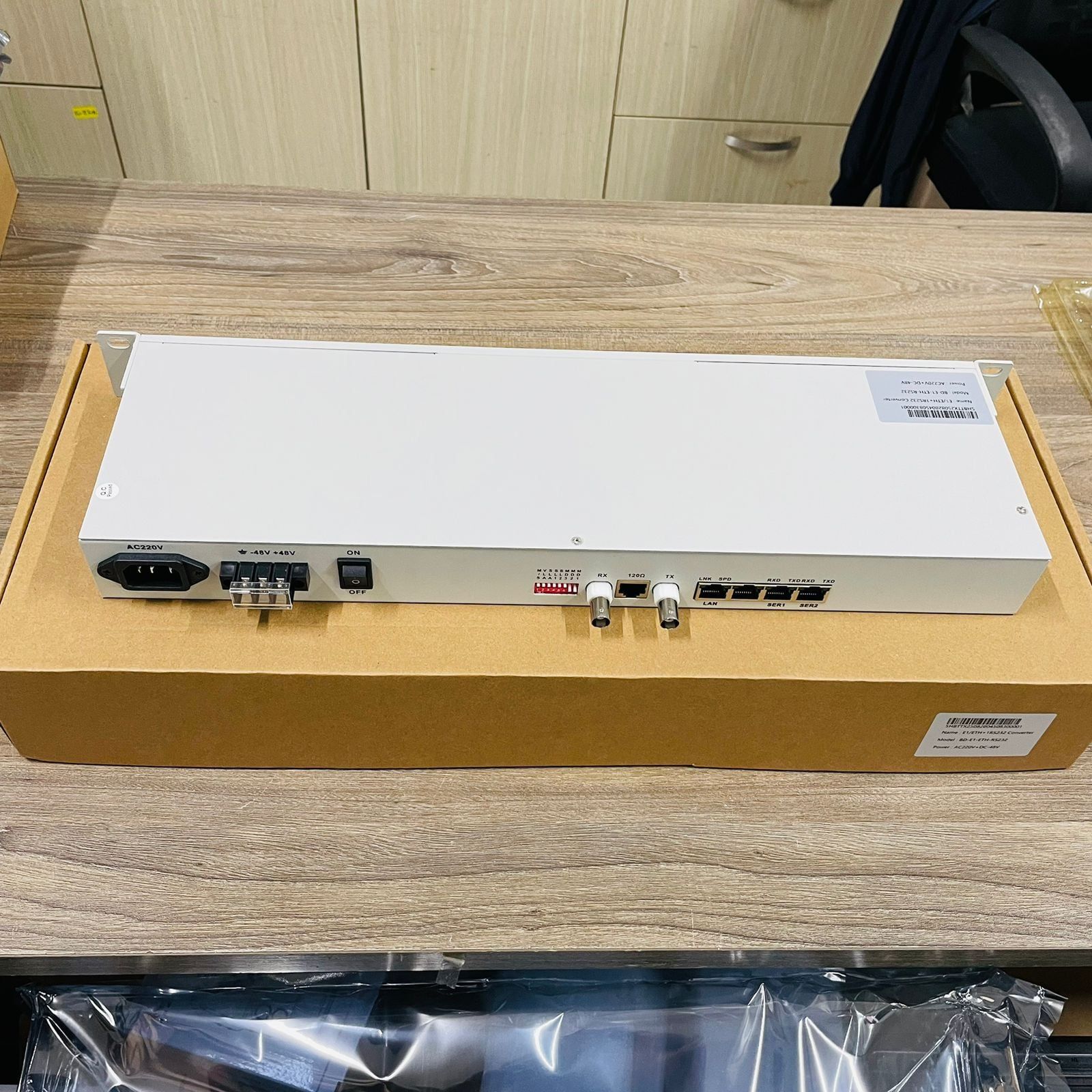 Thiết bị converter chuyển đổi E1 sang RS232 và Ethernet Baudcom (Model: BD-E1-ETH-RS232) Rackmount