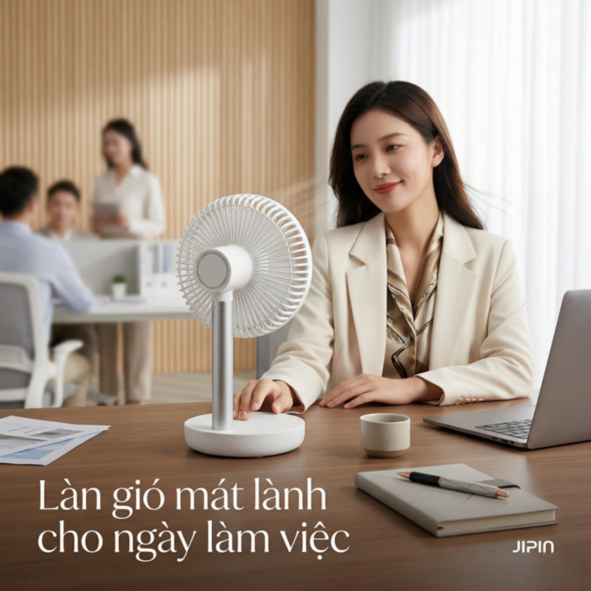  Quạt sạc tích điện để bàn Xiaomi JIPIN JP-F05 , có 5 cánh quạt , có ngăn chứa tinh dầu (gd) 