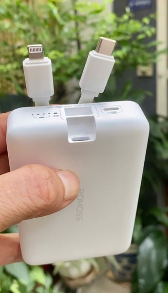  Sạc Dự Phòng ROMOSS 10000mAh 30W MagSafe - Tích hợp cáp C-L (cpkdd) 