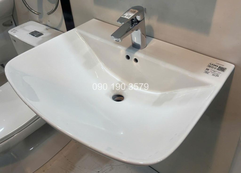 Chậu rửa treo tường CAESAR L2365+Chân chậu ngắn CAESAR P2443