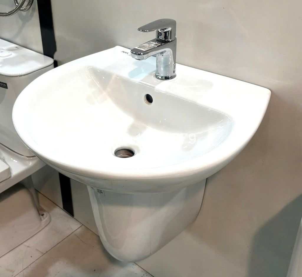 Chậu rửa treo tường INAX L-285VFC+Chân chậu ngắn INAX L-288VC