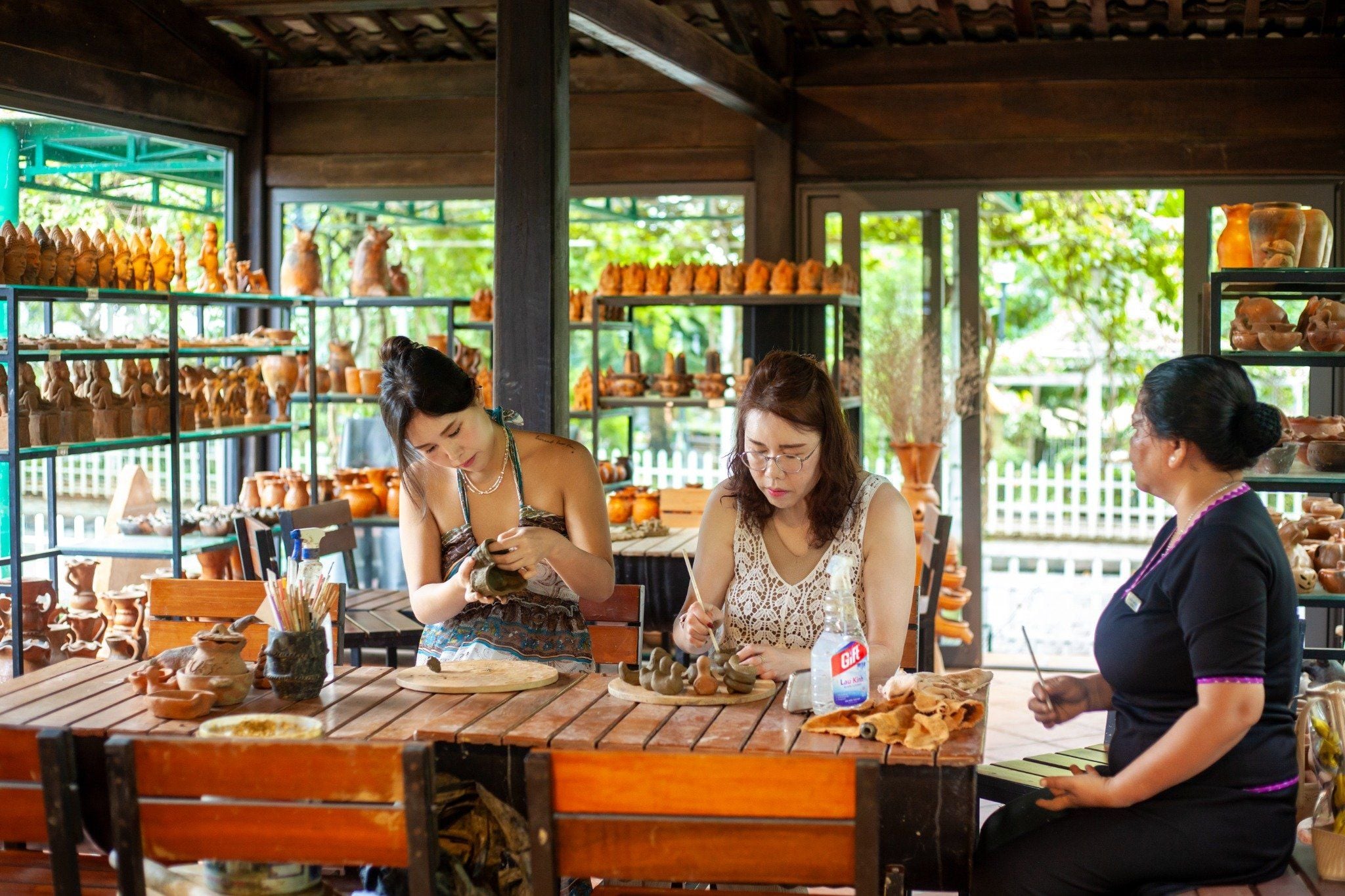 VIETNAMESE TRADITIONAL CRAFT SITE