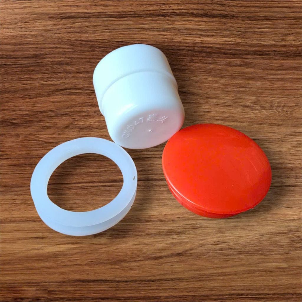 Nút bịt xả cặn bình năng lượng Thái Dương Năng