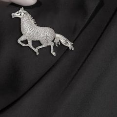  Cài Áo Con Ngựa Pha Lê Trắng (AB) 