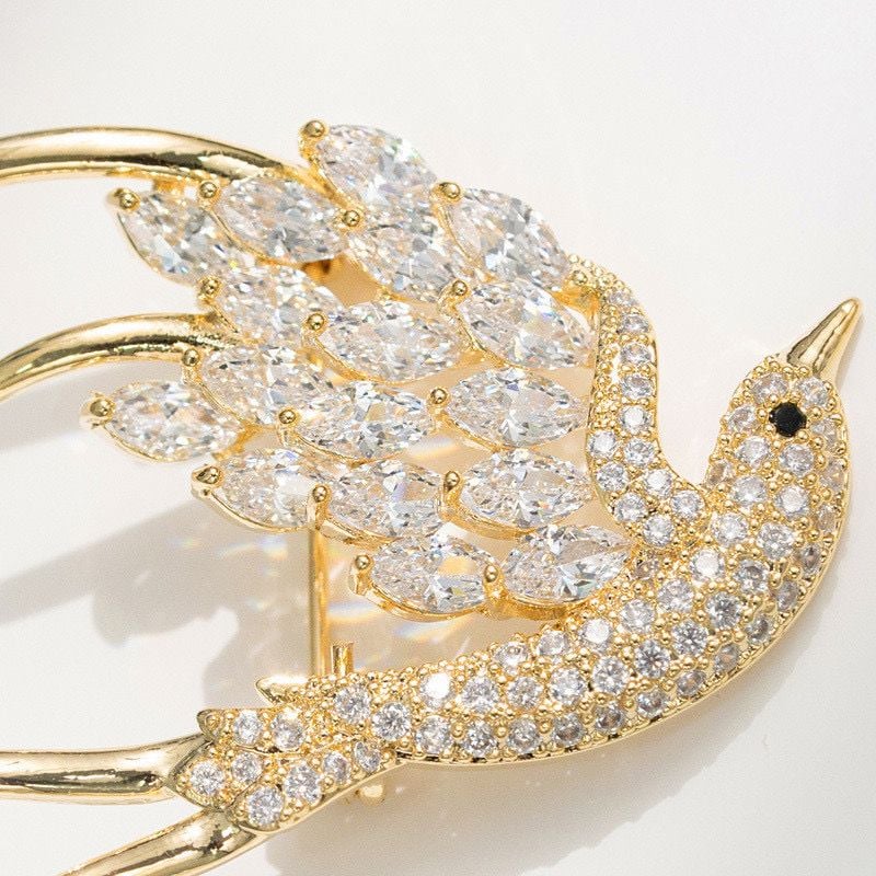  Cài Áo Chim Yến Màu Vàng Pha Lê Trắng Tinh Tế 