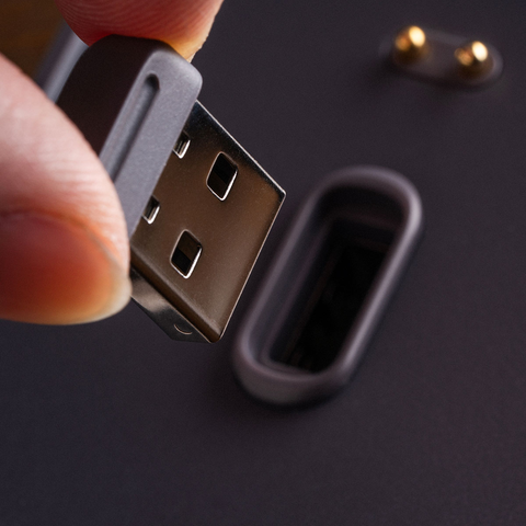  Chuột không dây 8BitDo Retro R8 N, Xbox Edition – Dock sạc, PAW 3395 DPI 26K, Kailh Sword GM X, 4 nút lập trình 