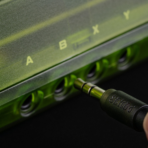  Bàn phím cơ 8BitDo Retro 87 Xbox Edition – Kailh Jellyfish X, LED RGB, Kết nối 3 chế độ, Thiết kế Xbox chính hãng 