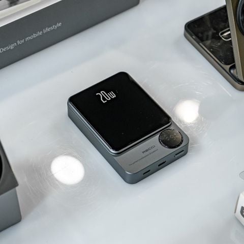  Sạc Dự Phòng Recci RPB-W16C – 10000mAh | Sạc Nhanh PD 20W | Sạc Không Dây 15W | Hỗ Trợ Input Lightning & Type-C | Thiết Kế Nhỏ Gọn 