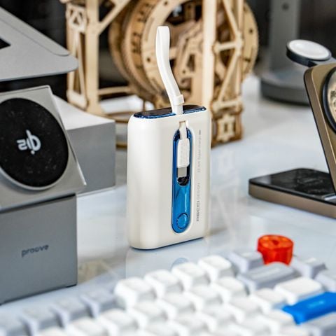  Sạc Dự Phòng Recci RPBP12C – 9000mAh | Sạc Nhanh 22.5W (USB-A) & PD 20W (Type-C) | Đa Cổng Ra (Lightning, Type-C, USB-A) | Thiết Kế Nhỏ Gọn | An Toàn Chống Cháy 