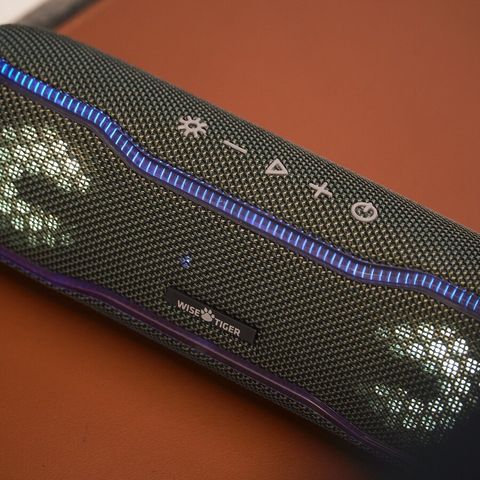  Loa Bluetooth Wise Tiger F10C – Âm Thanh 360°, Chống Nước IPX5, Bluetooth 5.3 