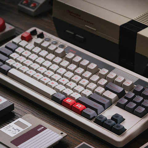  Bàn phím cơ 8BitDo Retro Mechanical Keyboard (N, M & Fami Edition) – 87 phím, 3 chế độ kết nối, Hot‑Swap, Volume Knob 