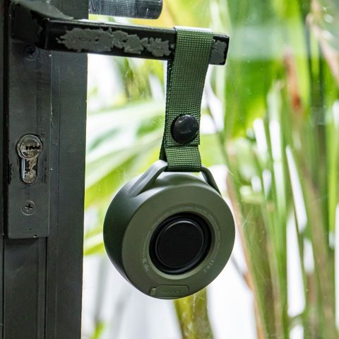 Loa Bluetooth Mini RSK-W26 Xanh Lá | Bluetooth 5.3 | Âm Thanh 5W Sống Động | Pin 2H | Thiết Kế Gọn Nhẹ 179g | Chống Trượt Bền Bỉ 