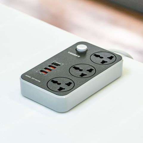  [HÀNG CÓ SẴN] Ổ Cắm Điện Tanaka OD4323 – 3 Ổ Cắm, 4 Cổng Sạc Nhanh USB-C PD 20W & USB-A QC 3.0 18W, Tổng Công Suất 2500W 