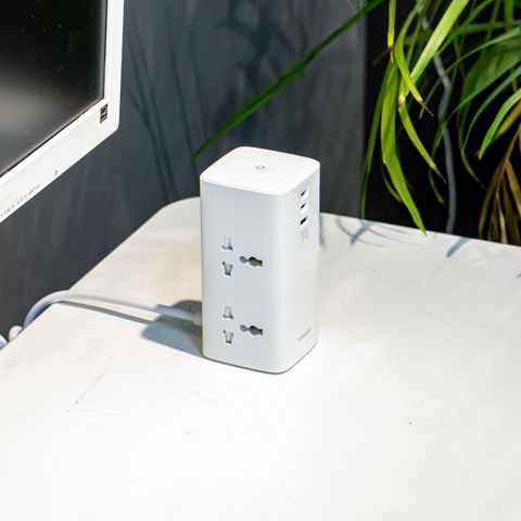  Ổ Cắm Điện Cao Cấp Tanaka TNK OD34026 – 3 Cổng Sạc Siêu Nhanh USB-C PD 70W & USB-A 30W, Tổng Công Suất 2500W 