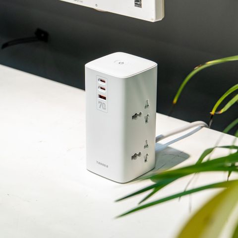  Ổ Cắm Điện Cao Cấp Tanaka TNK OD34026 – 3 Cổng Sạc Siêu Nhanh USB-C PD 70W & USB-A 30W, Tổng Công Suất 2500W 