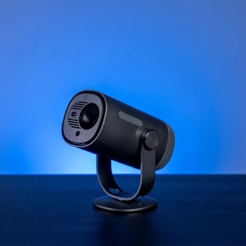  Máy chiếu di động Dangbei Freedo | bản quyền Google TV, Netflix, 450 ISO Lumens nhỏ gọn 