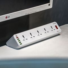 Ổ Cắm Điện Đa Năng LDNIO SC10610 - 10 Ổ Cắm + 6 Cổng Sạc USB & Type-C, Công Suất 2500W, Tự Ngắt An Toàn, Chống Cháy Chuẩn EU