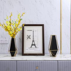 Bình hoa sắt nghệ thuật trang trí