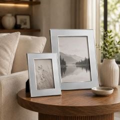 Bộ 2 khung ảnh để bàn viền kim loại hiện đại
