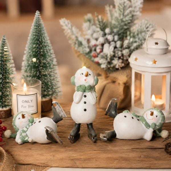 Bộ tượng người tuyết đáng yêu