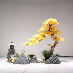 Cây tùng hoàng kim giả trang trí