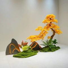 Cây tùng hoàng kim giả trang trí