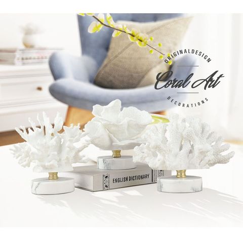 Tượng san hô trang trí kệ phòng khách