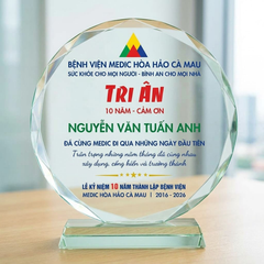 Kỷ niệm chương lưu niệm để tri ân 10 năm công tác nhân ngày thành lập