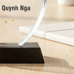 Kỷ niệm chương pha lê hình giọt nước tặng vinh danh tập thể xuất sắc của doanh nghiệp