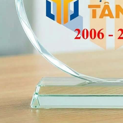 Kỷ niệm chương làm quà tặng kỷ niệm ngày thành lập doanh nghiệp
