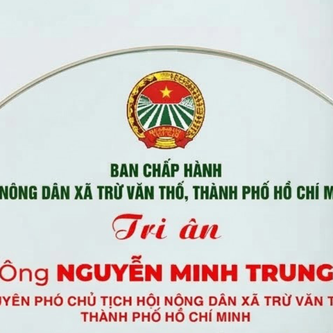 Kỷ niệm chương làm quà tặng tri ân trong những hoạt động xã hội