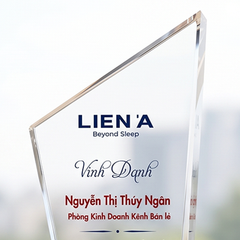 Cúp pha lê xanh 3 ngôi sao vinh danh nhân viên kinh doanh xuất sắc của năm