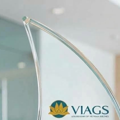 Kỷ niệm chương chiếc thuyền làm quà tặng vinh danh cá nhân tập thể trong những hoạt động của doanh nghiệp