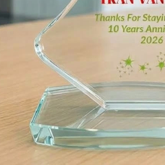Kỷ niệm chương cánh buồm làm quà tặng khen thưởng nhân 10 năm thành lập doanh nghiệp